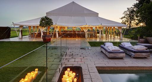 The Wedding Website of Madeleine Steiner and James Kingston