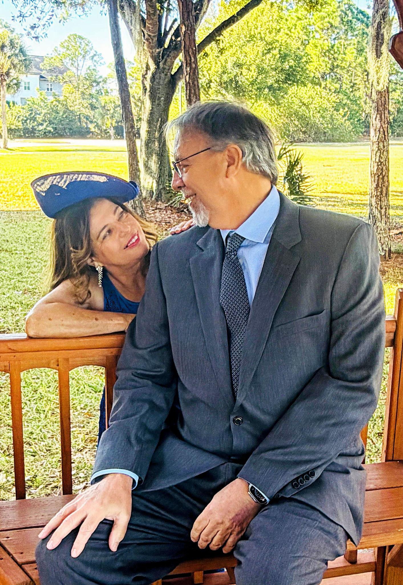 The Wedding Website of SANDRA MARTINS and MARC EVANS