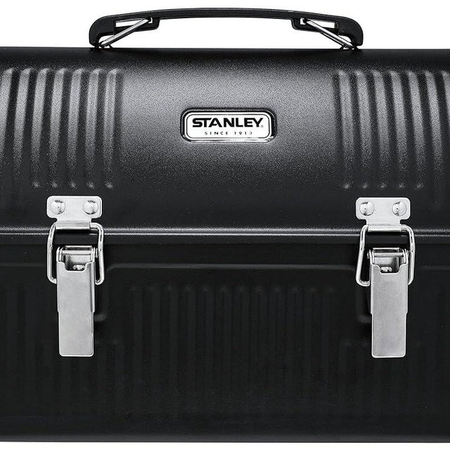 Stanley Classic 10qt Lunch Box – Large Lunchbox - Fits Meals, Containers, Thermos - Easy to Carry, Built to Last