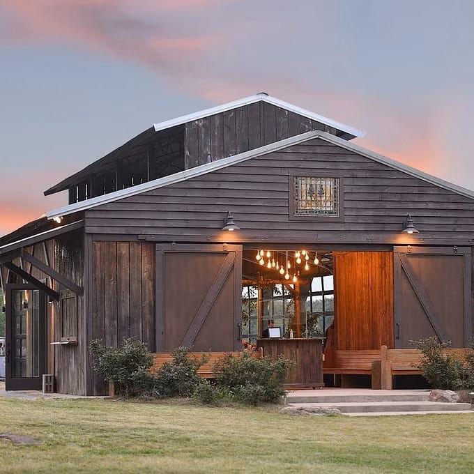 The Wedding Website of Reagan McHargue and Levi Leach