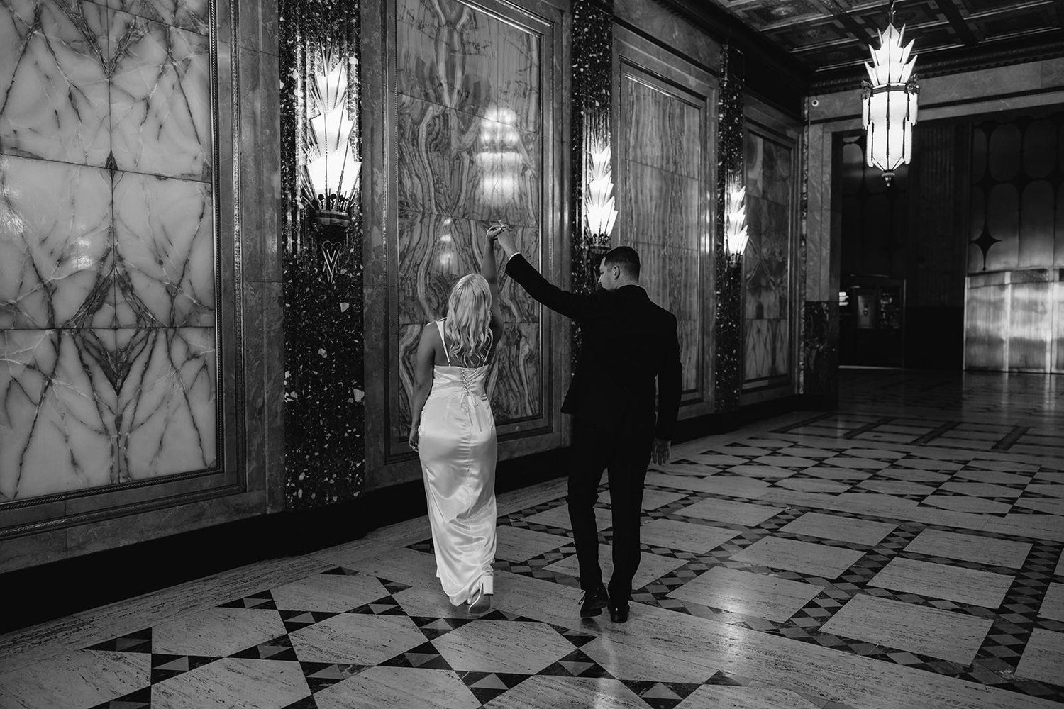 The Wedding Website of Danielle VanDevelde and Peyton Smithers