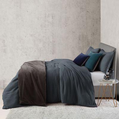 O&O by Olivia & Oliver™ Waffle King Duvet Cover Set in Slate