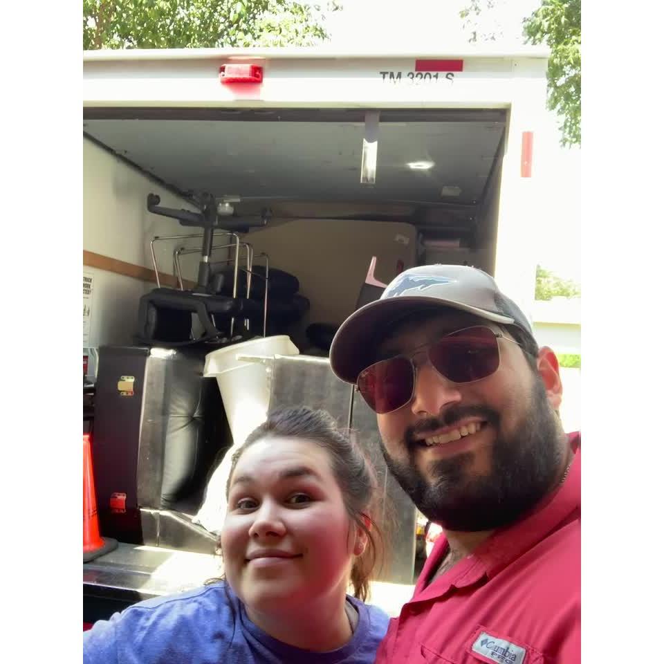 Taylor moving in with Aaron 2019