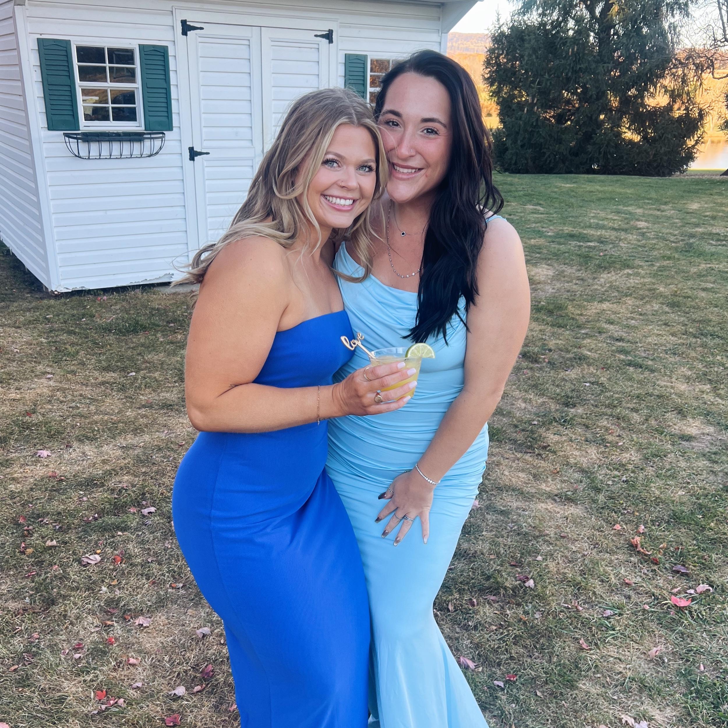 Bridgerton Costume Party | TikTok, image size:2500x2500