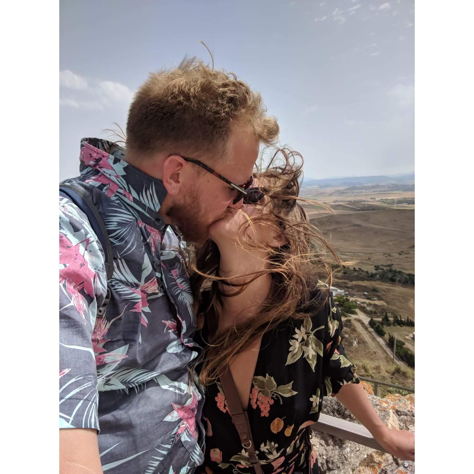 Wild kisses in the Pueblas Blancas of Andalusia!