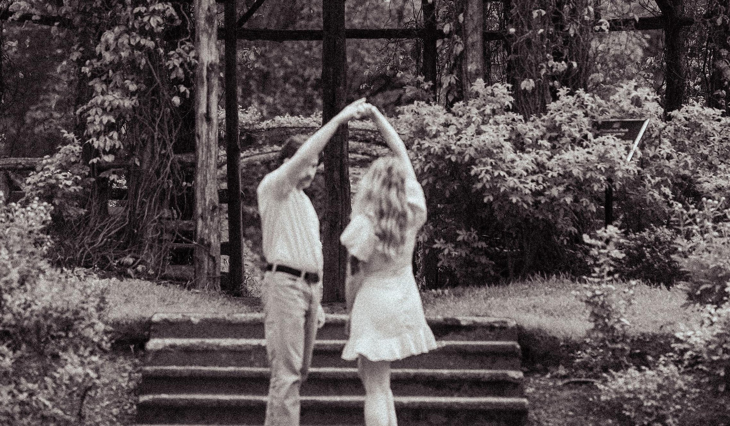 The Wedding Website of Olivia Sage and Chris Roberts