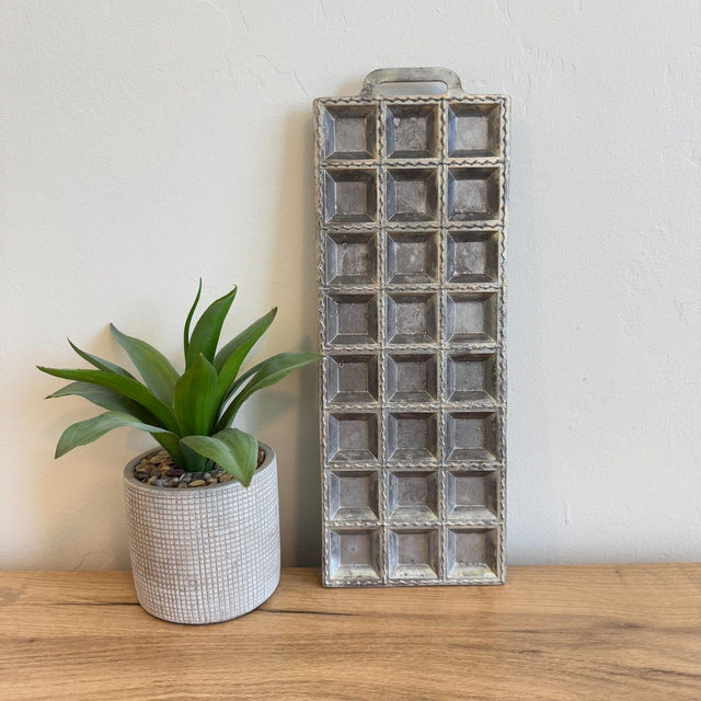 Italian Ravioli Press - Vintage - Metal - Pasta Mold - Vintage Kitchen - Made in Italy