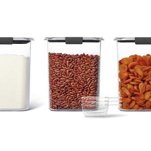 Rubbermaid Brilliance BPA-Free Food Storage Containers with Lids Airtight Kitchen and Pantry Organization Set Includes 3 Containers and Scoops Clear 16 cups