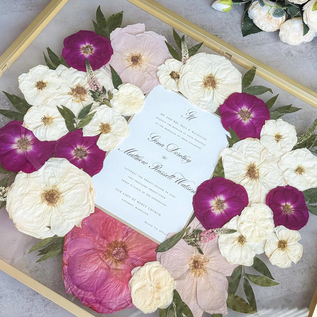 Bouquet preservation frame