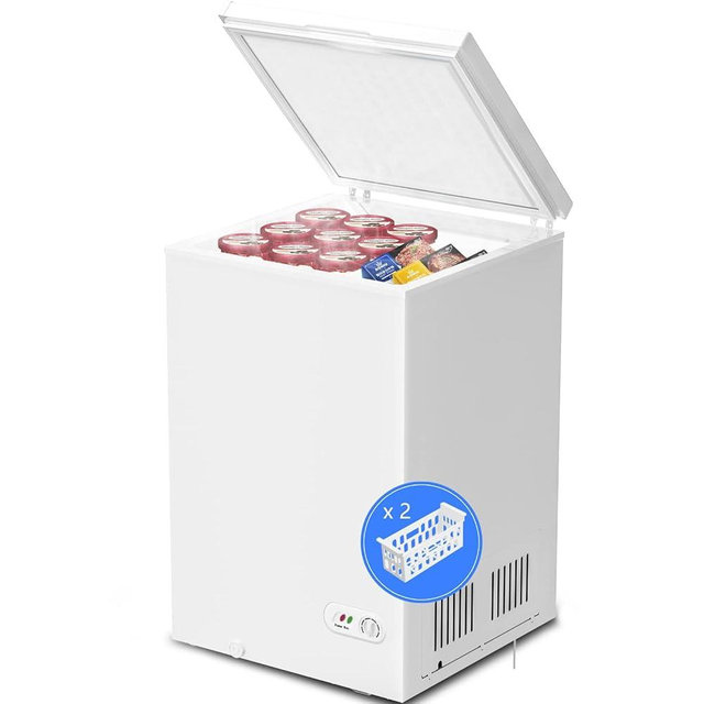 Kismile 3.5 Cubic Feet Chest Freezer with 2 Removable Baskets Free Standing Top Open Door Compact Freezer with Adjustable Temperature for Home/Kitchen/Office/Bar (3.5 Cubic Feet, White)