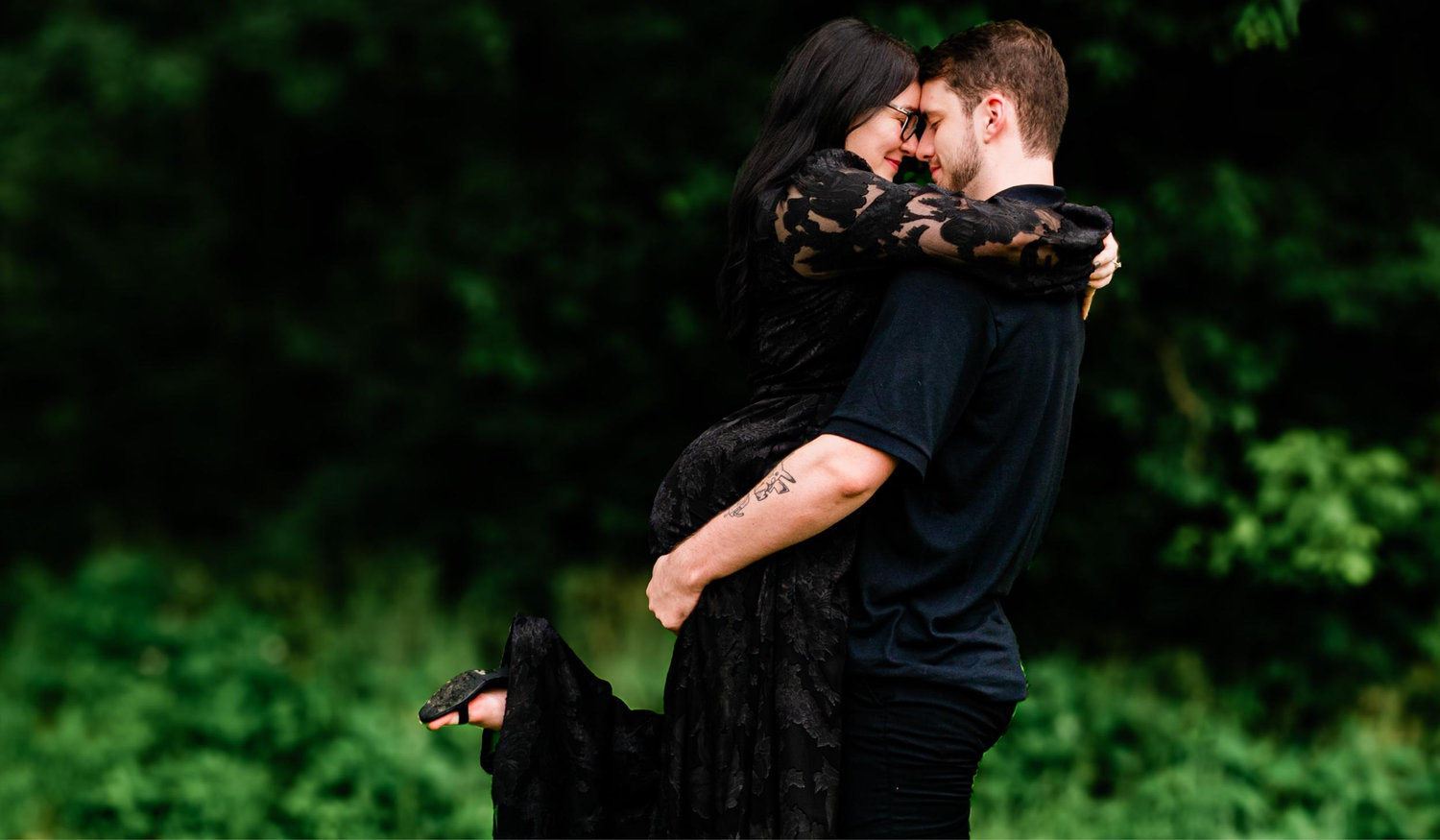 The Wedding Website of Jasmine Day and Grayson Walker