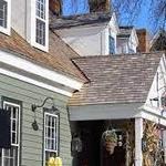 Revere's Wells Street Tavern