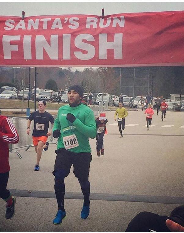 Groomsman, Matt Radl, running for Santa!