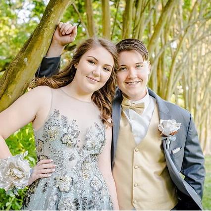 Live Oak High School Prom 2019! Ari's junior prom! Louisiana State Capital Gardens, Baton Rouge, LA. 4.6.19.