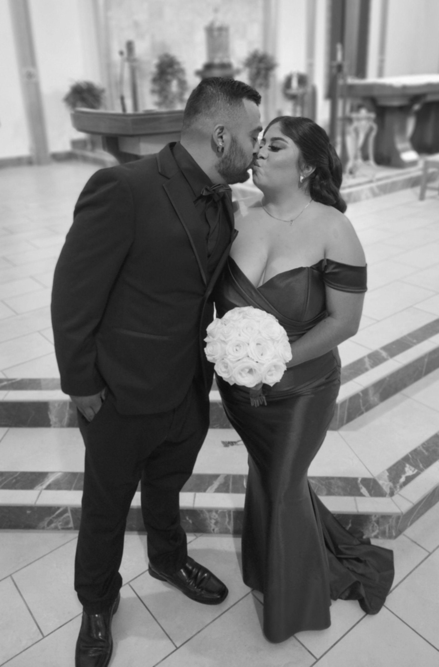 The Wedding Website of Martha Carolyn Lopez and Oswaldo Javier Landeros