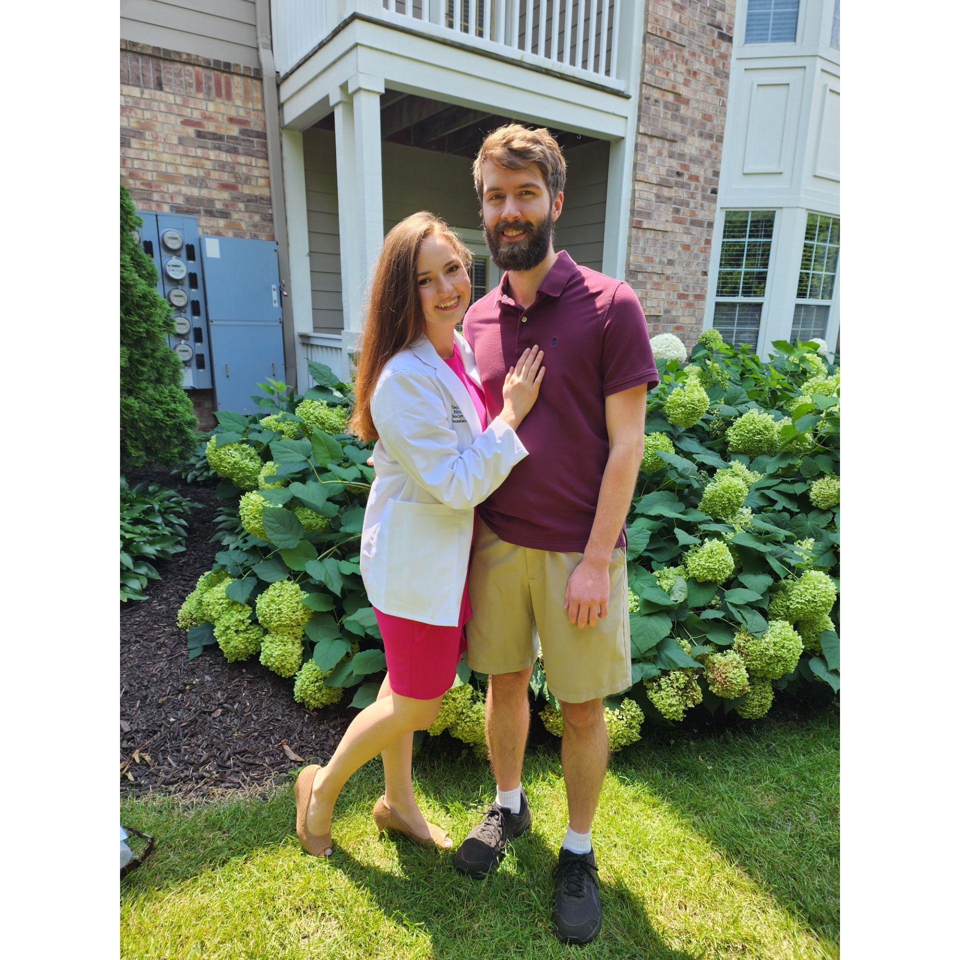 Mr. Roth began dating future-Dr. Walker-Roth
