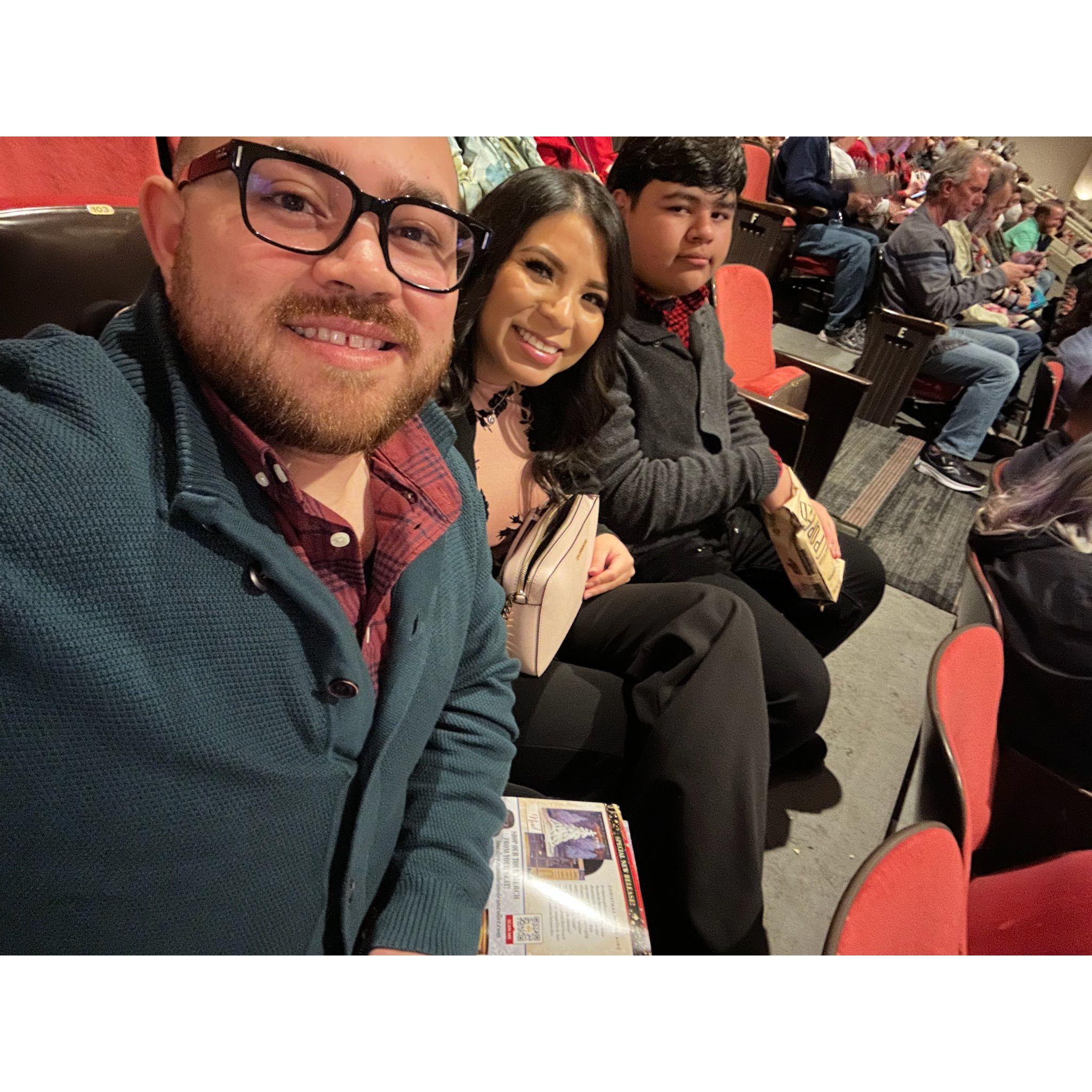 Mannheim Steamroller Christmas!