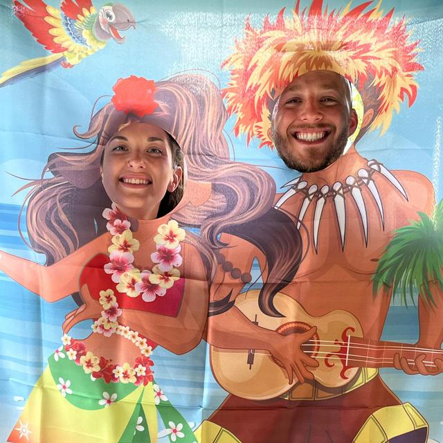 Honeymoon to Hawai