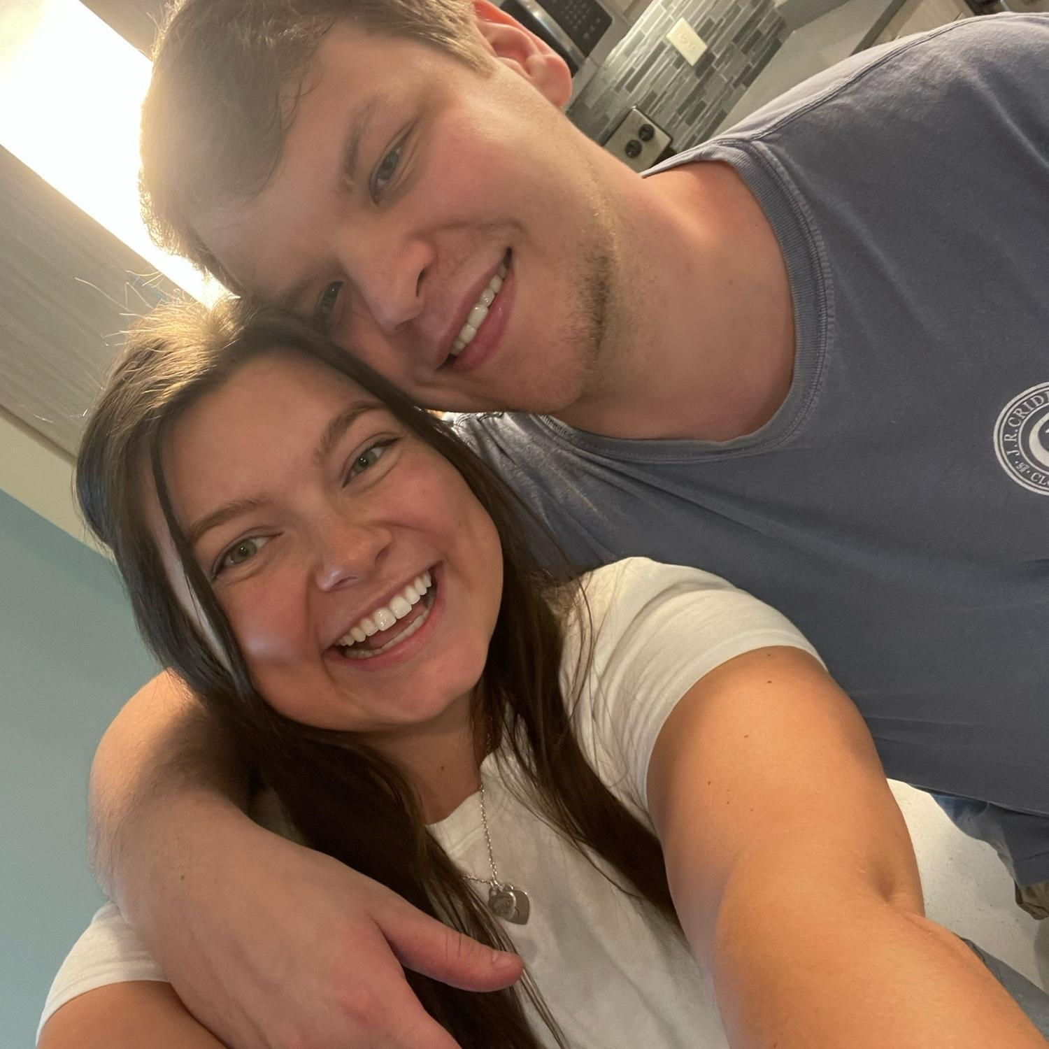 March 2022: Official "roommate" selfie