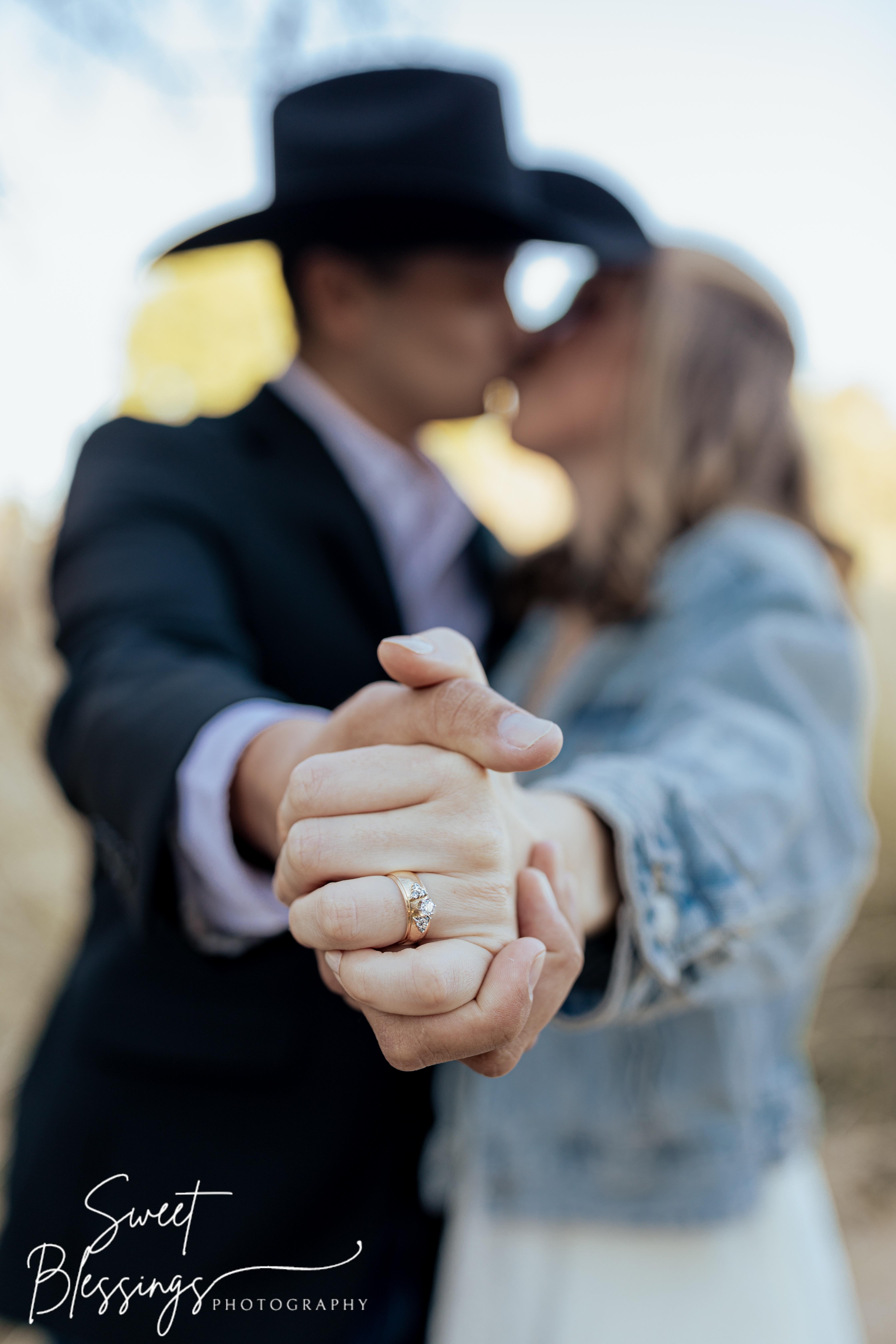 The Wedding Website of Danielle Morse and Edgar Amaya