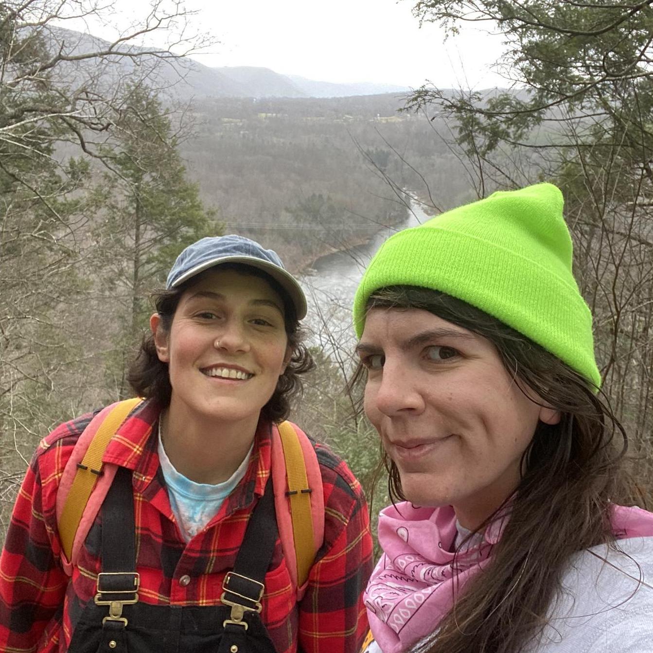 we love to hike! and to think- kelsey used to think the great outdoors was overrated!