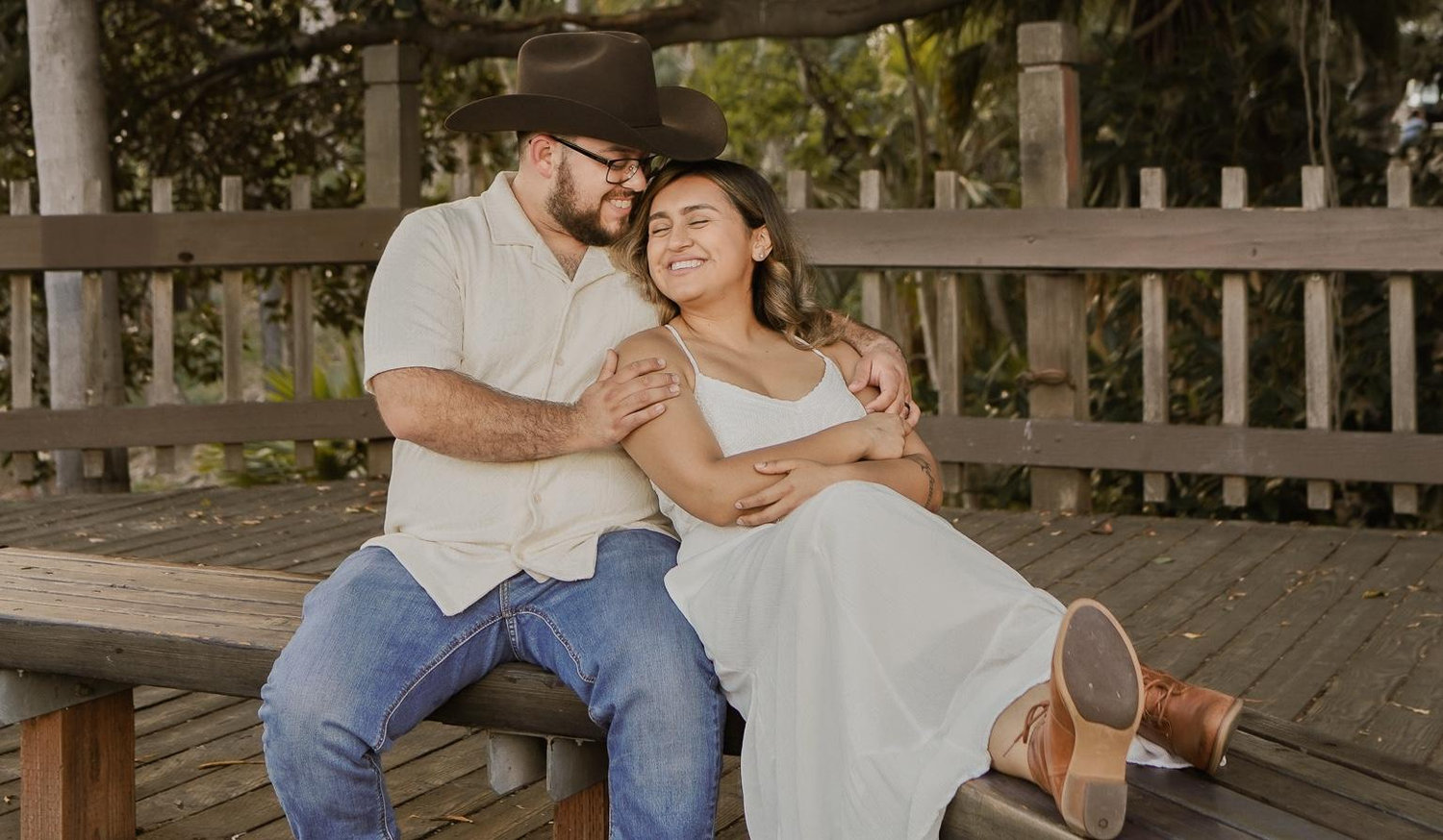 The Wedding Website of Elizabeth Gonzalez and Ezequiel Martinez