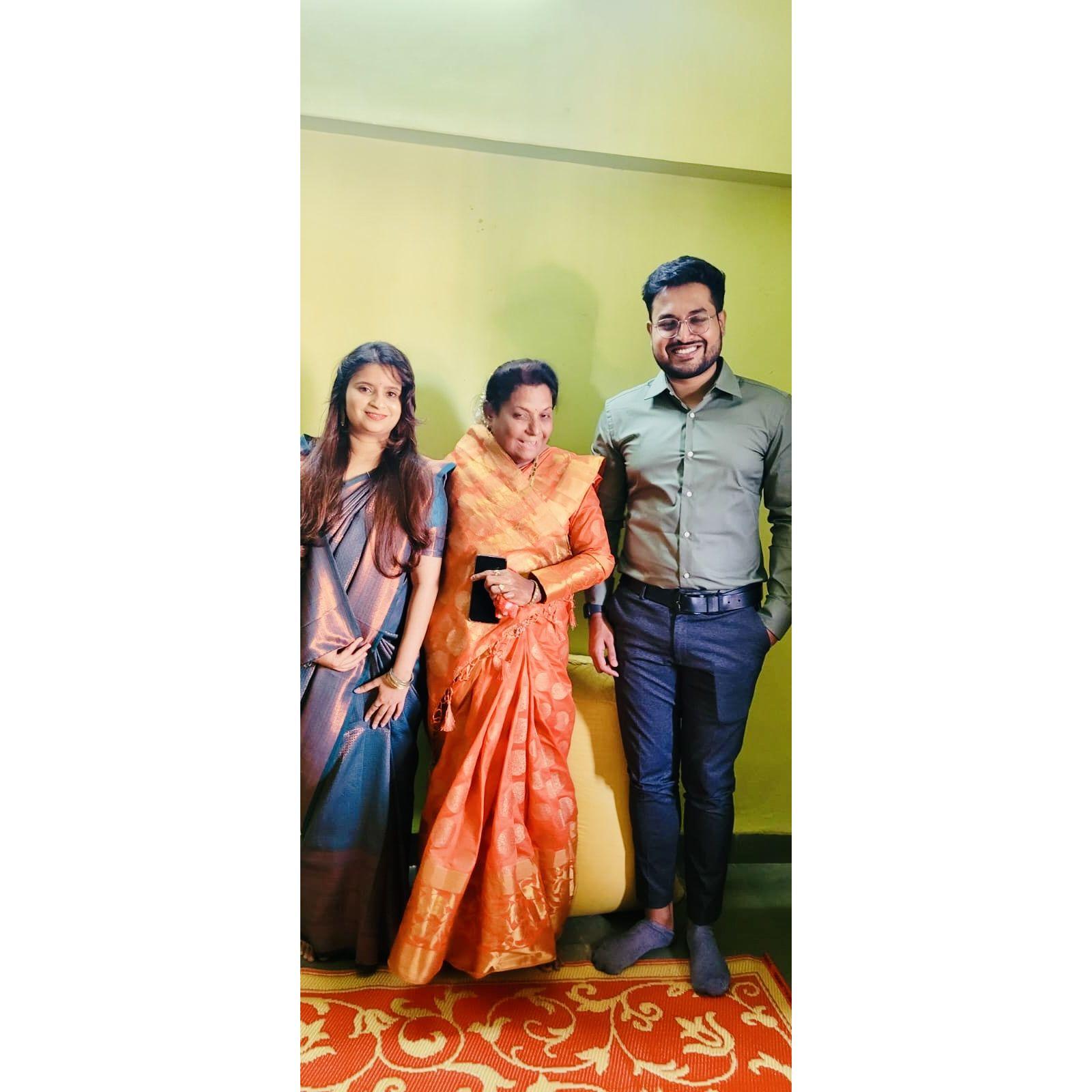 When our families met (Kande Pohe Karyakram!)