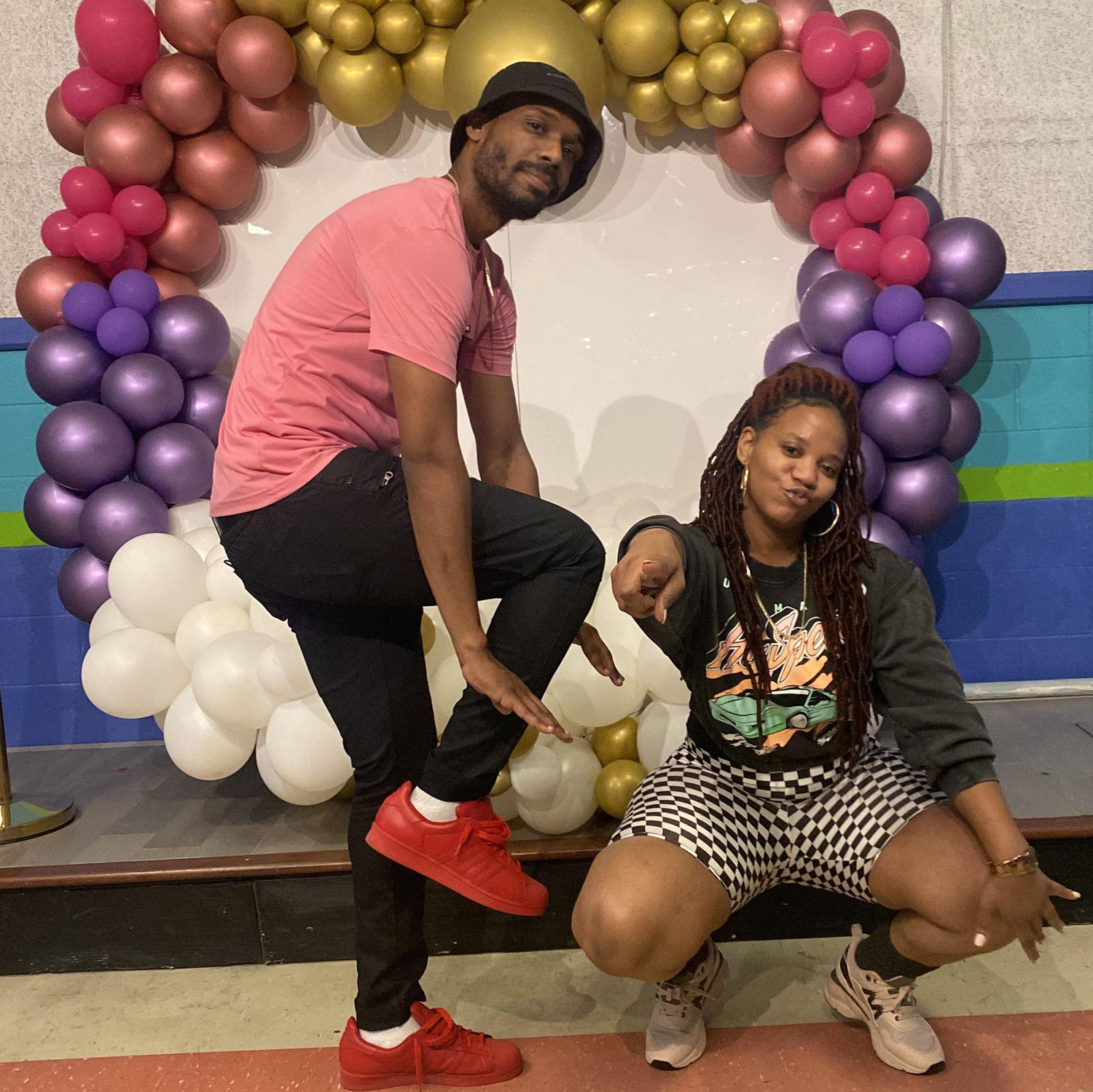 90s skate party for Ursula, how we got positioned was wild, we were totally lost lol....