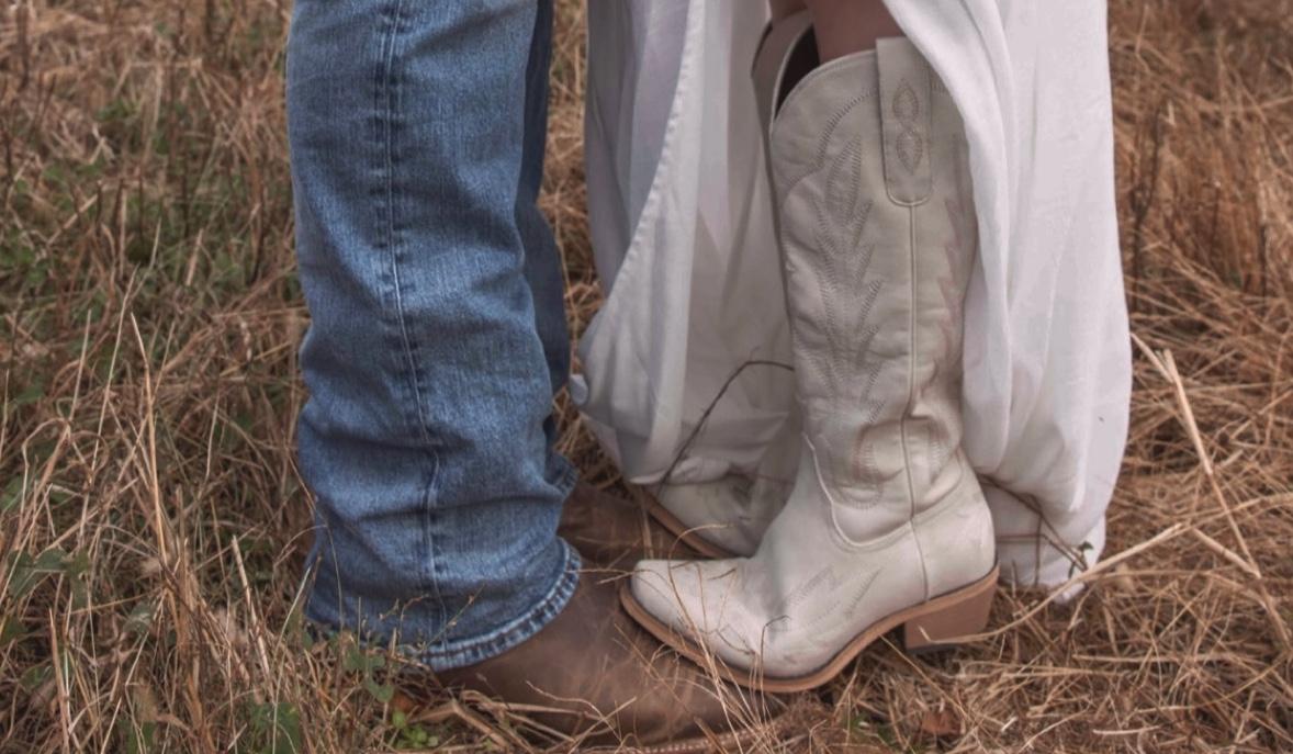 The Wedding Website of Matt Mumaw and Sarah Flanders