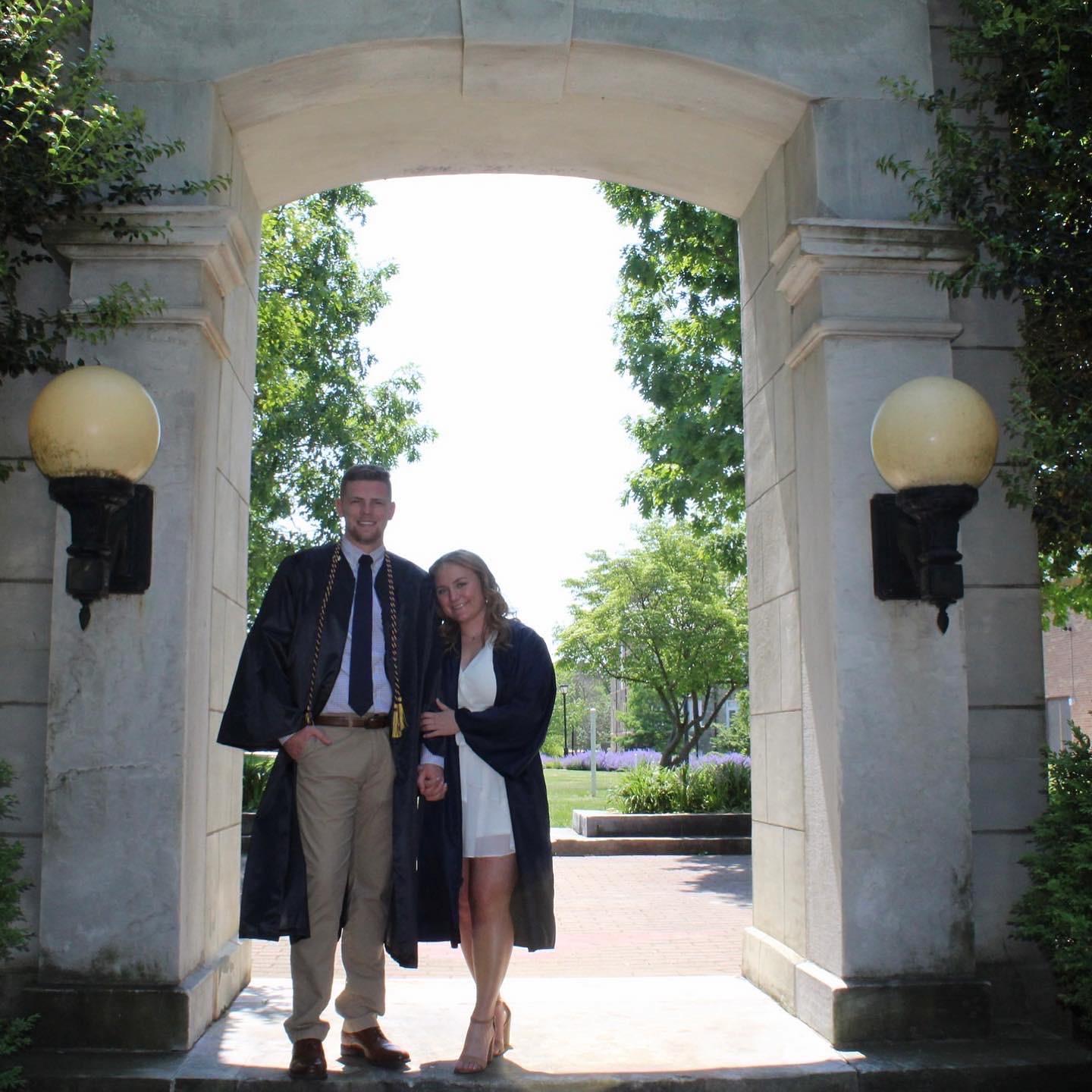 College graduation pictures - 2021