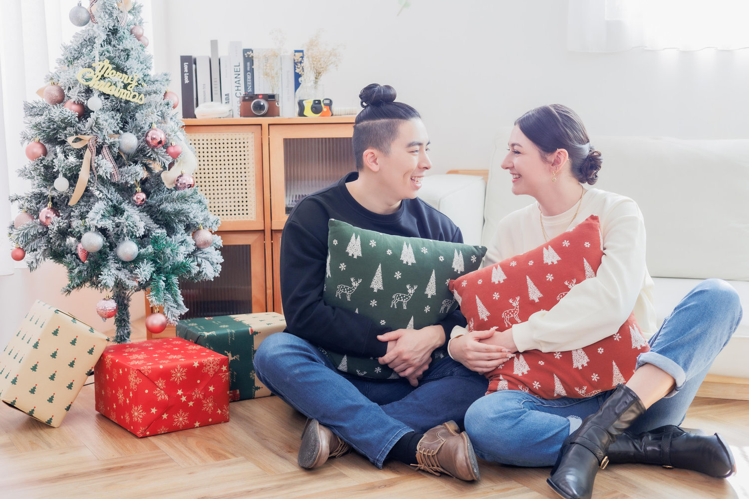 The Wedding Website of Brittany Pavulaan and Justin Lau