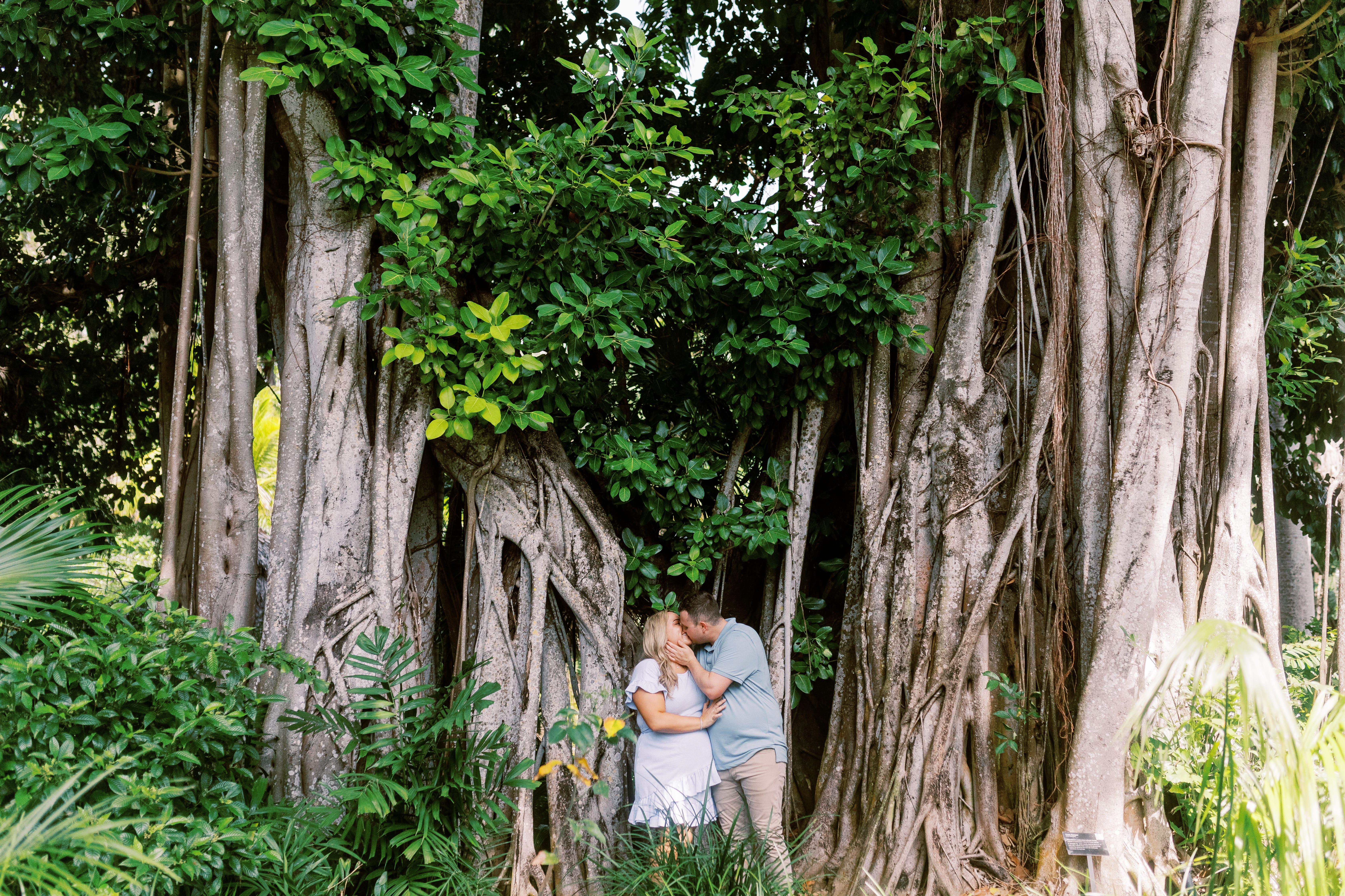 The Wedding Website of Ashley O'Geen and Brennen Leon
