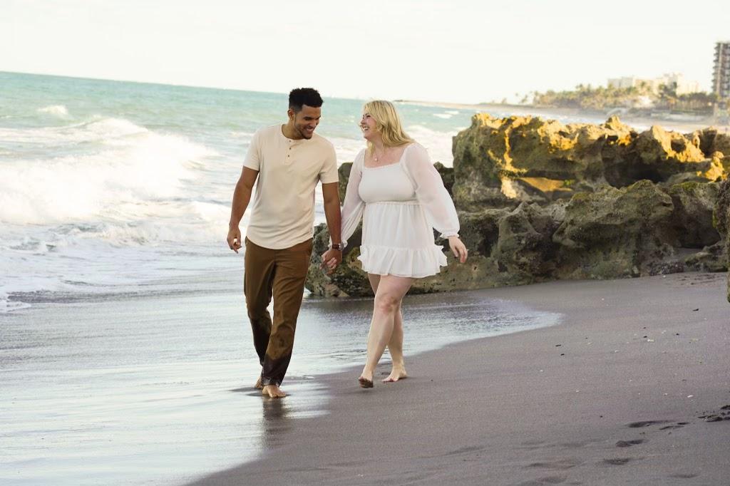 The Wedding Website of Alyssa Schall and Angel Carrion Tabarcia