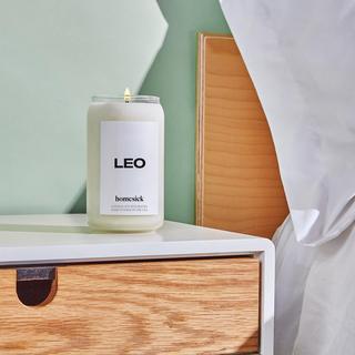 Leo Candle