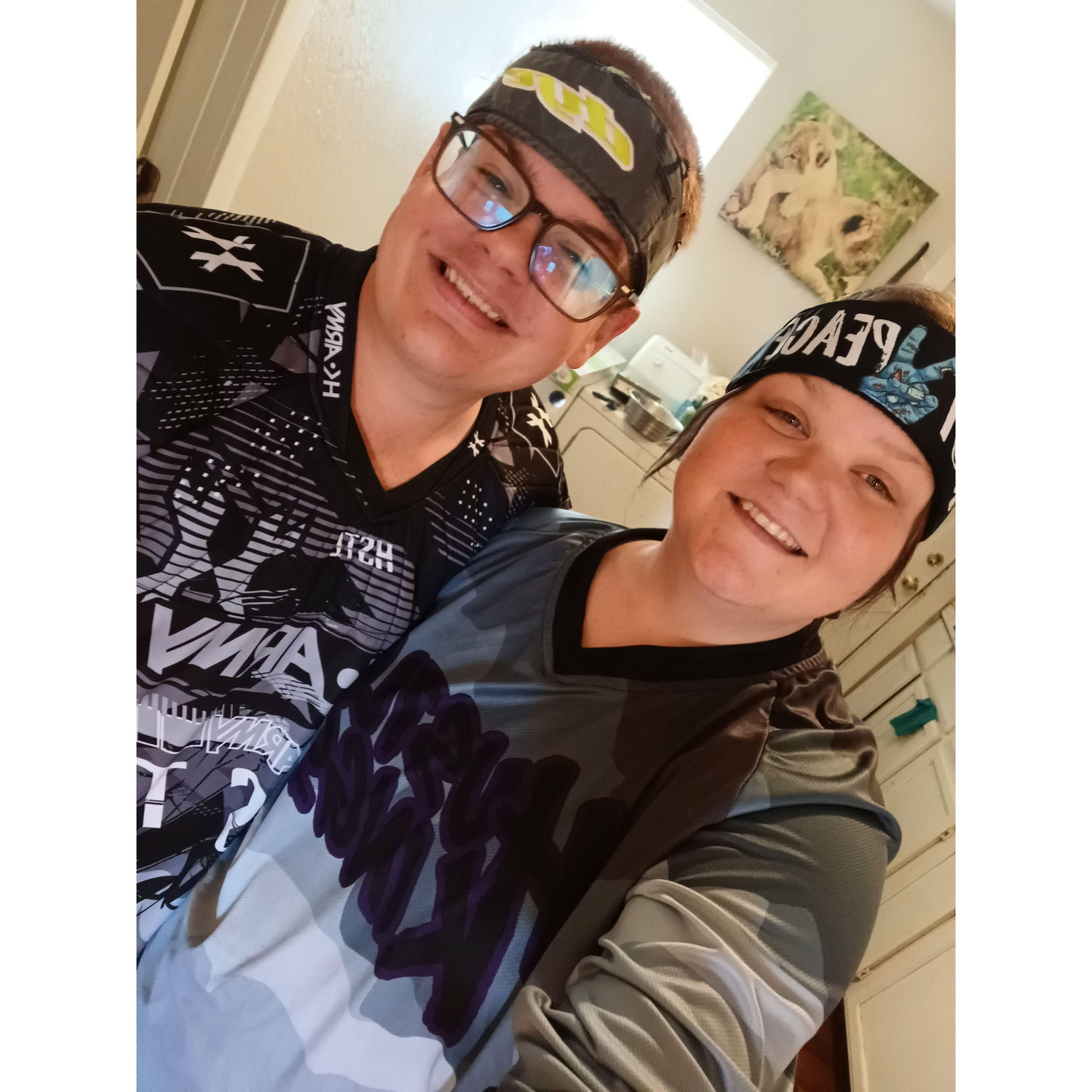 we were getting ready to go play paintball. i love all of our adventures.
