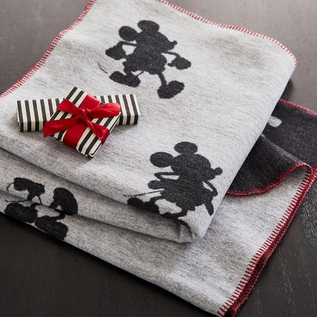 Disney Mickey Mouse Jacquard Reversible Throw, 50 x 60", Multi