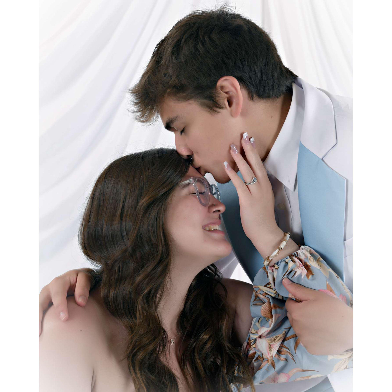 One year!! ( The guy that was taking our pictures on the cruise thought we were engaged haha)