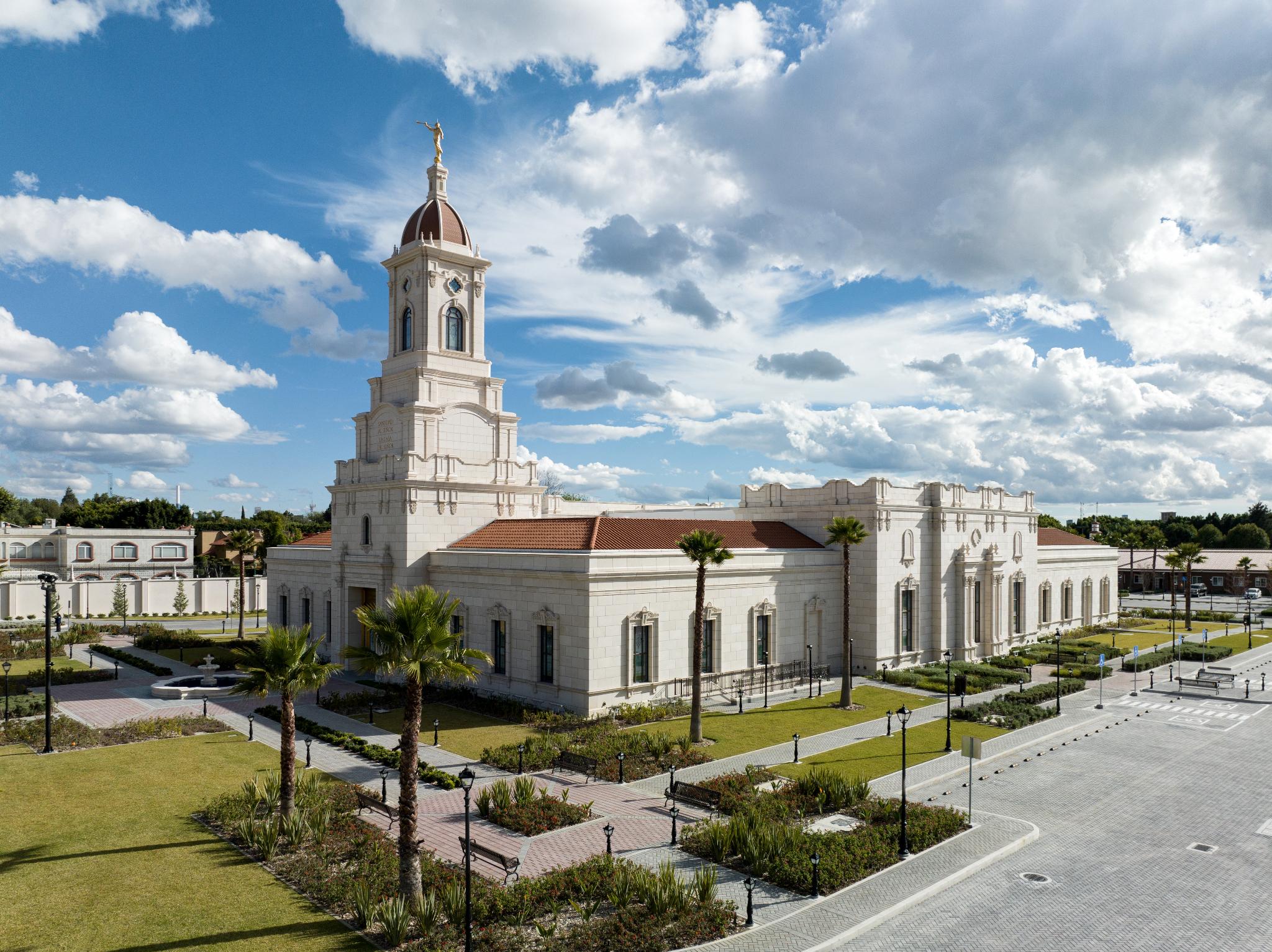 The Wedding Website of Yuliana Ramos and hector hernandez