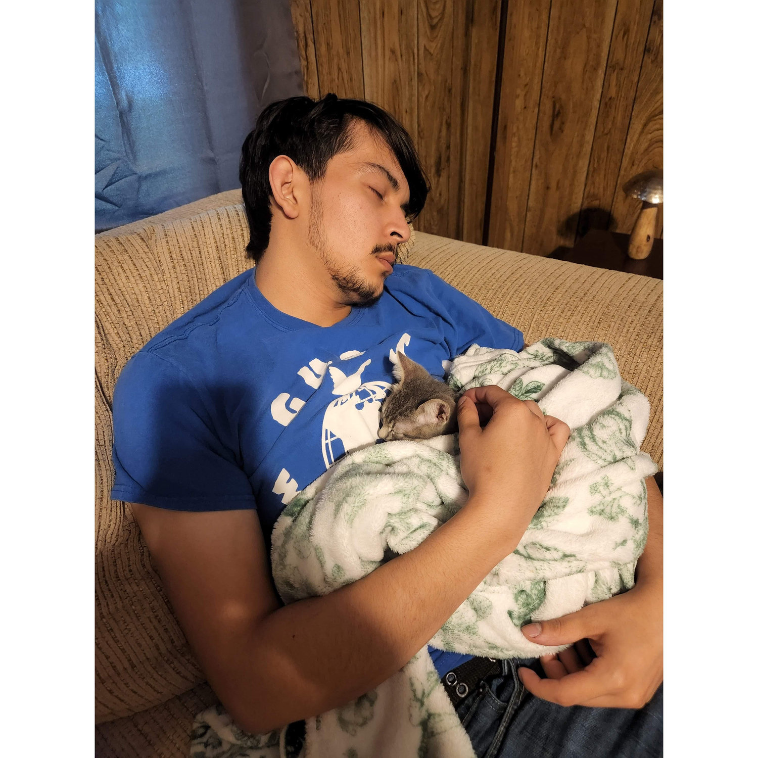 Raine Beau found his way to Mario & I. To watch him be a cat parent is such a joy. June 2022