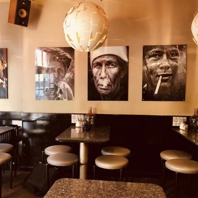 Amsterdam Coffeshop Date