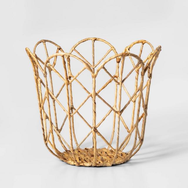 Tulip Shaped Woven Basket - Pillowfort™