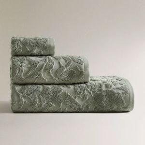 FLORAL JACQUARD BATH TOWEL