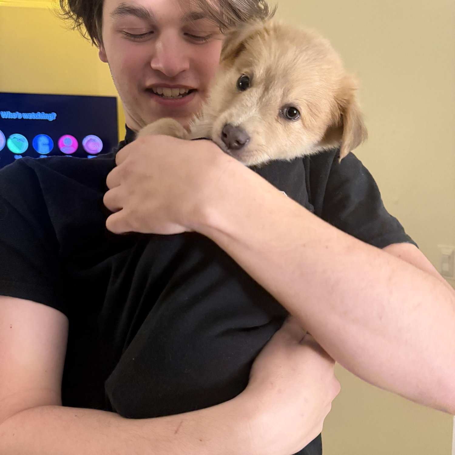This is the first dog they adopted in their new house. Her name is Stinky.