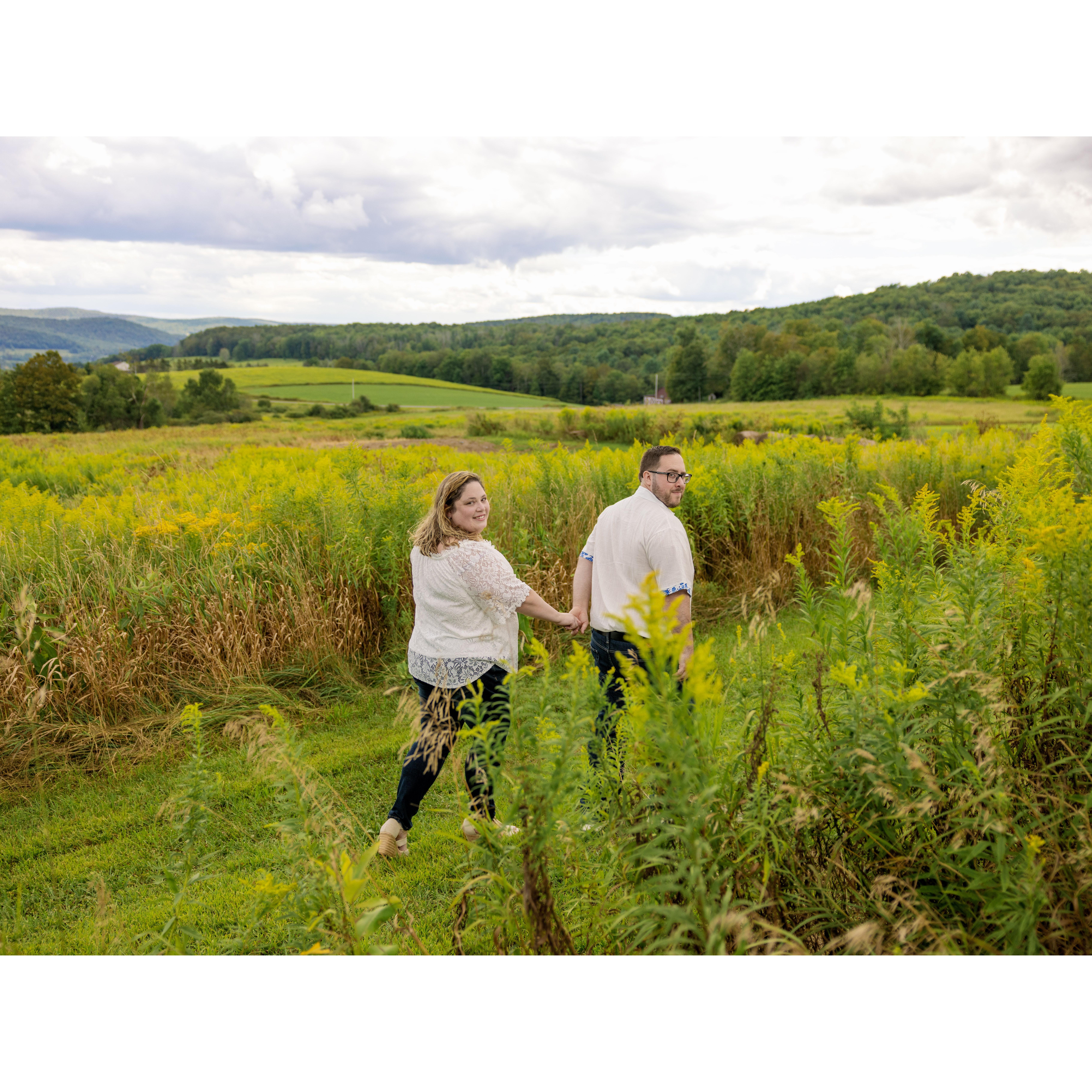Engagement Session-Gilbertsville Farmhouse