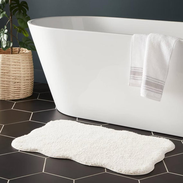 Scallop Bath Rug - Cream