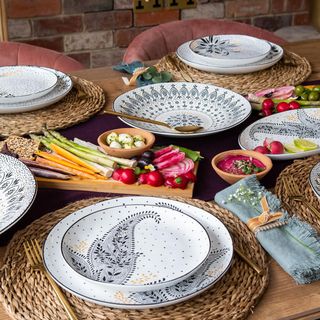 Sara Miller Artisanne Noir Assorted Salad Plate, Set of 4