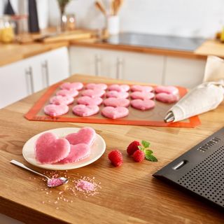 20-Heart Half Size Baking Mat