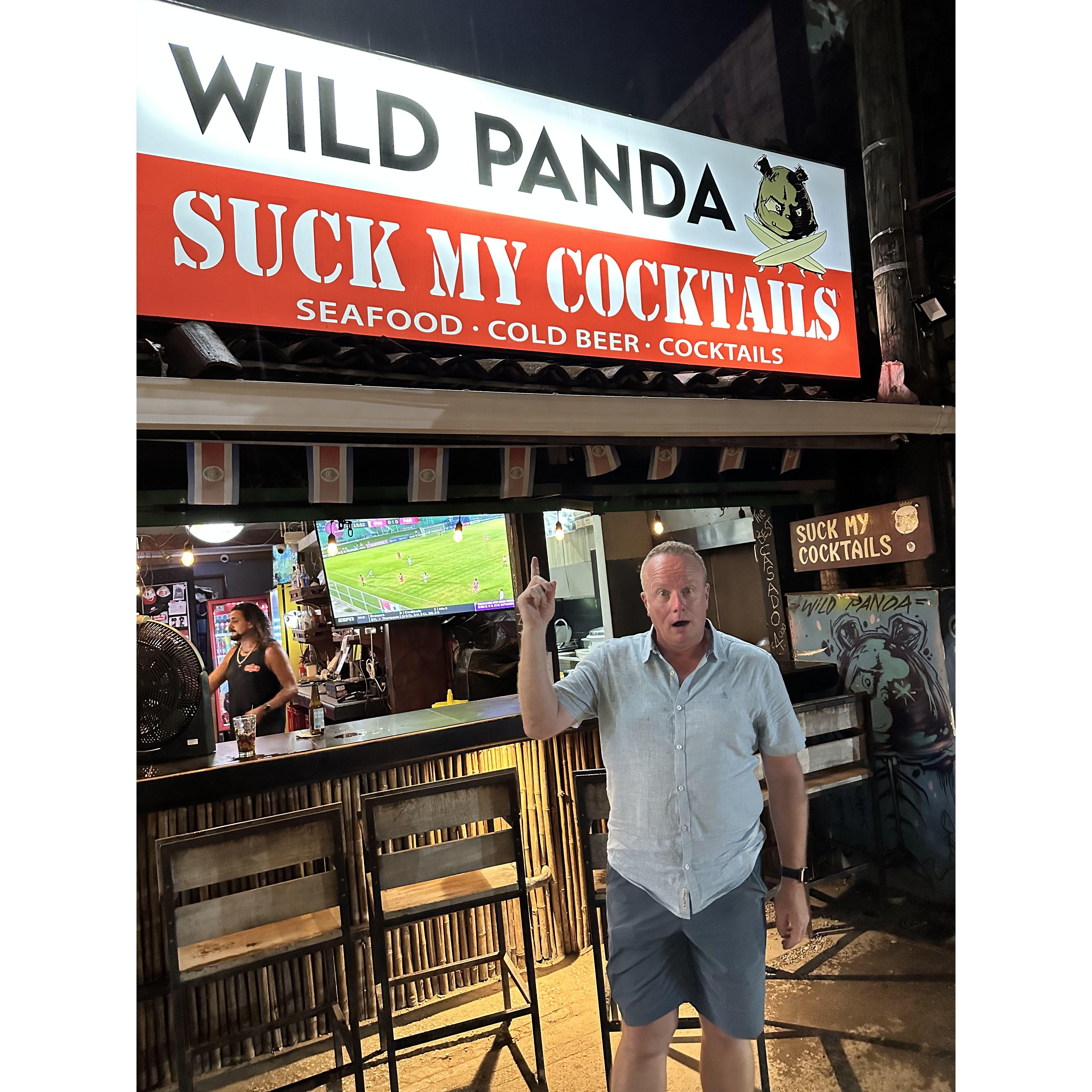 Random Costa Rican bar name