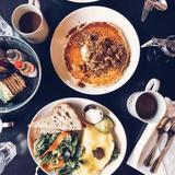 Sleepy Bee Cafe