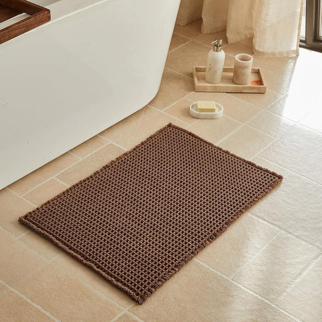 Triohero Waffle Bath Mat, Boho Bathroom Rugs Non Slip Washable, Ultra Soft Super Absorbent Quick Dry Farmhouse Bathroom Decor, 20" x 30", Mocha